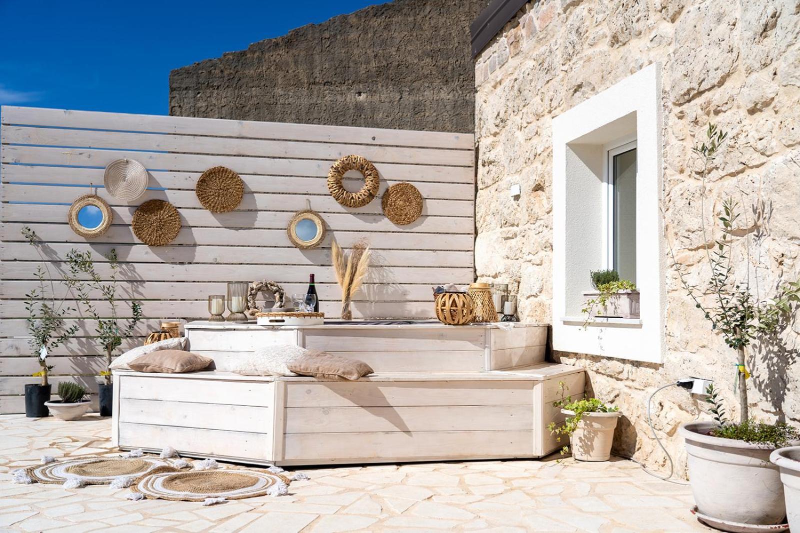 Stone House With Jacuzzi 